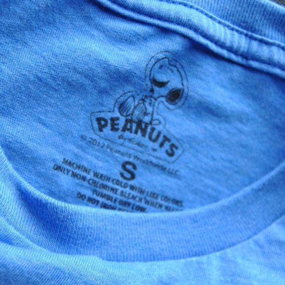 Not A Morning Person Snoopy x Peanuts Small Blue Short Sleeve Shirt - Picture 3 of 4